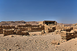 Bernhard Saalfeld - Masada (9v9)